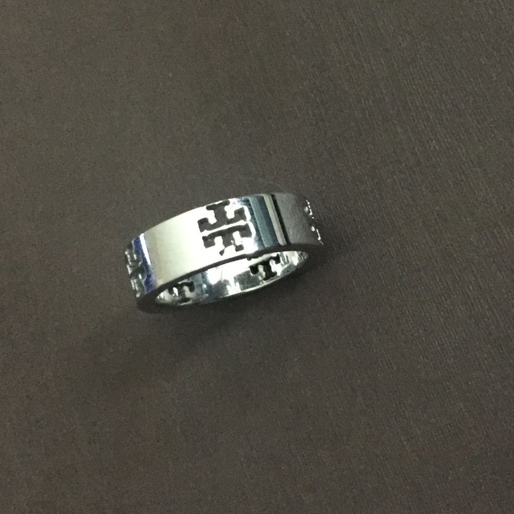 Tory Burch T-pierced Ring